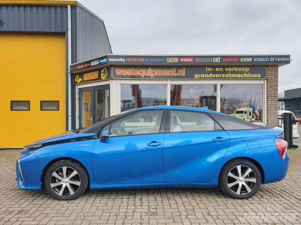 Toyota Mirai Henkilöautot