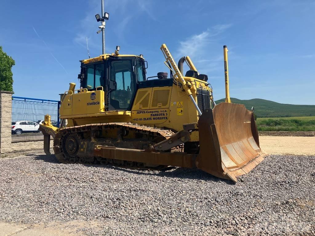 Komatsu D65 EX-18 Telaketjupuskutraktorit