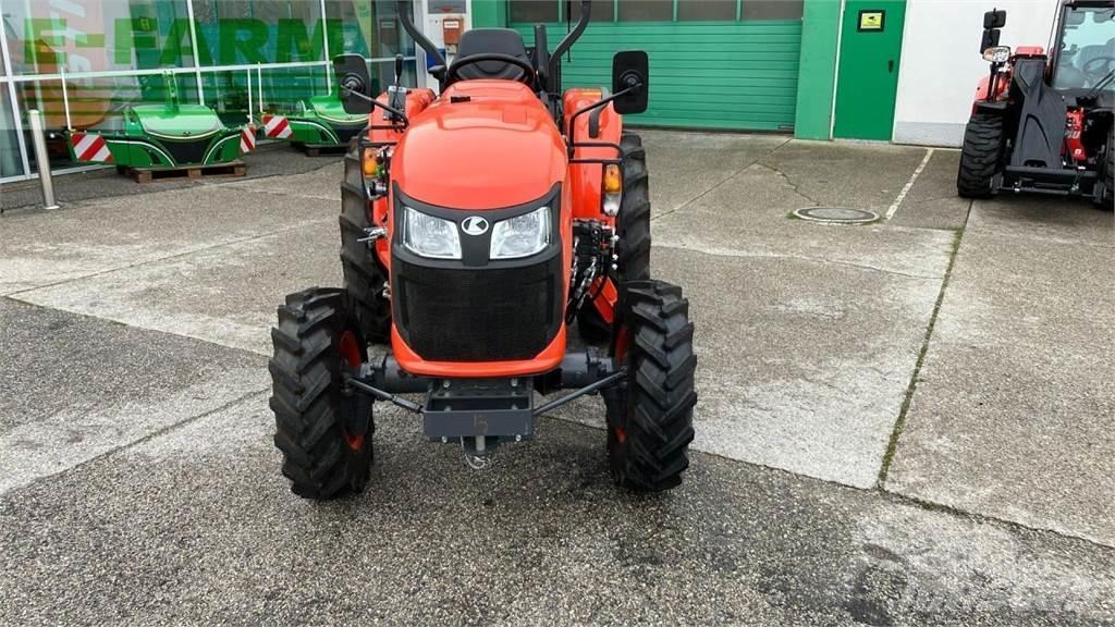 Kubota L1-382 Traktorit