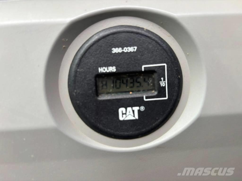 CAT 330F L Telakaivukoneet
