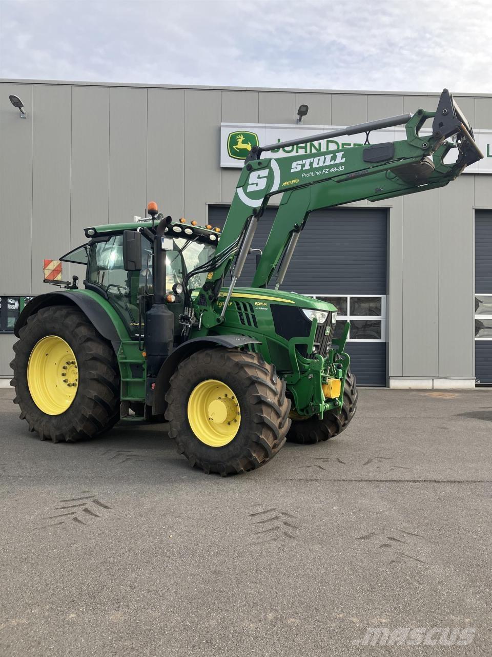 John Deere 6215R Traktorit