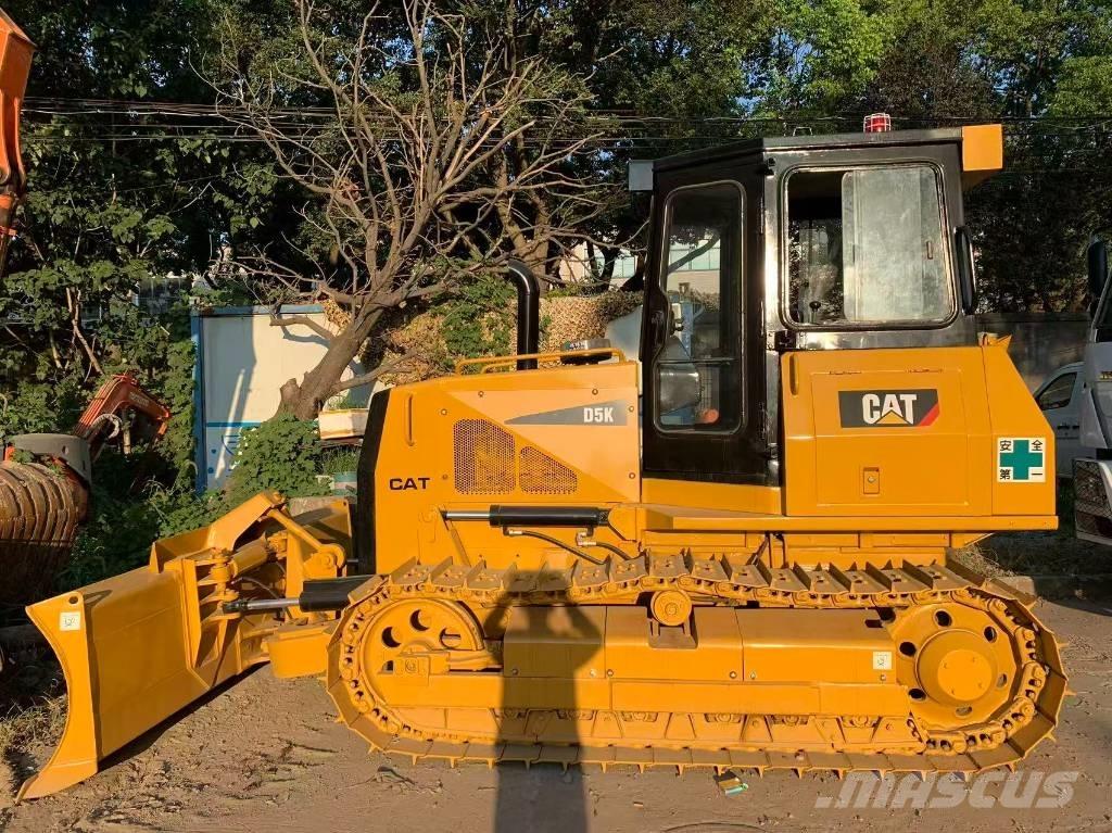 CAT D 5 K Telaketjupuskutraktorit