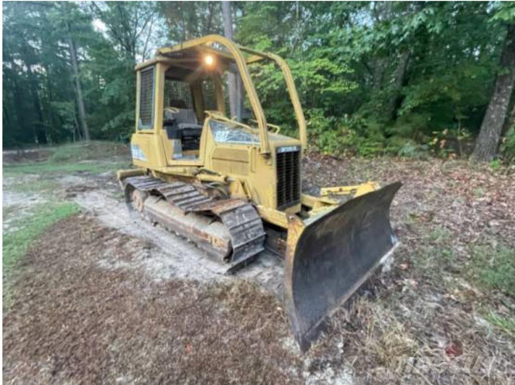 CAT D 5 G Telaketjupuskutraktorit