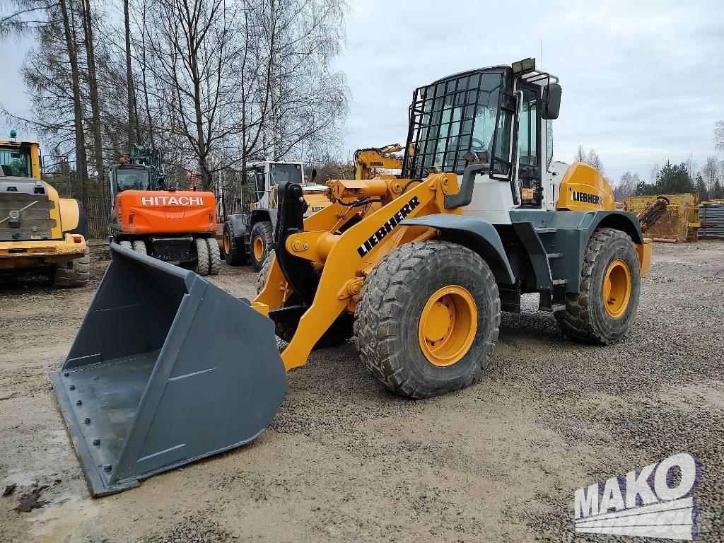 Liebherr L 534 Pyöräkuormaajat