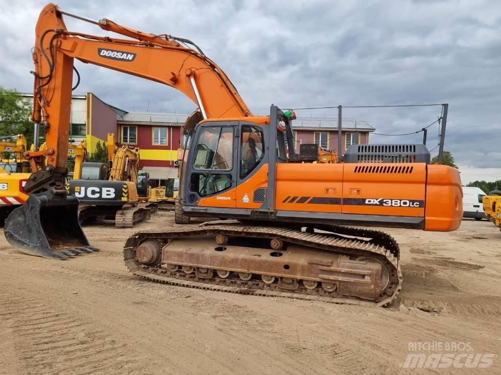 Doosan DX 380 LC Telakaivukoneet