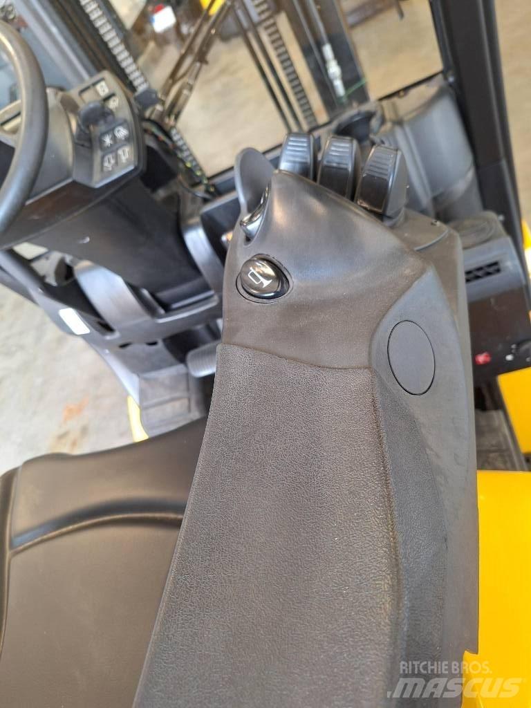 Yale GLP 30VX Nestekaasutrukit