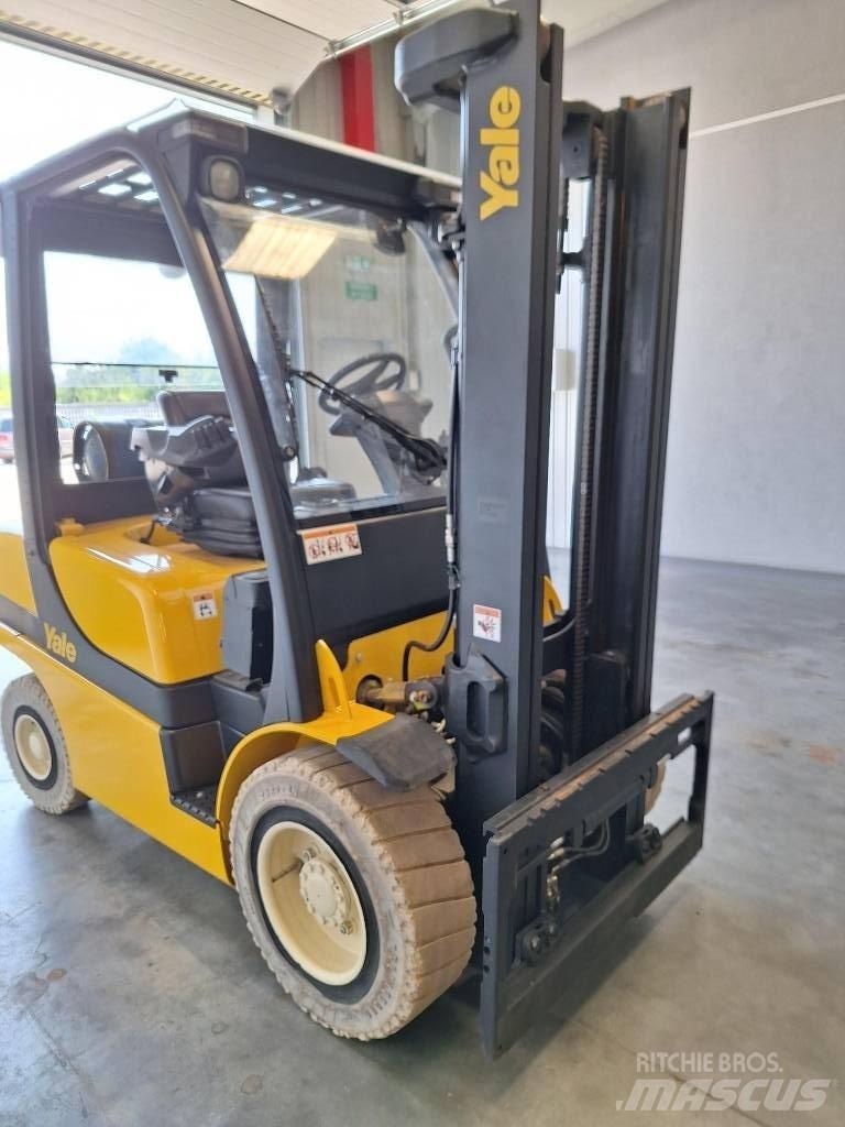 Yale GLP 30VX Nestekaasutrukit