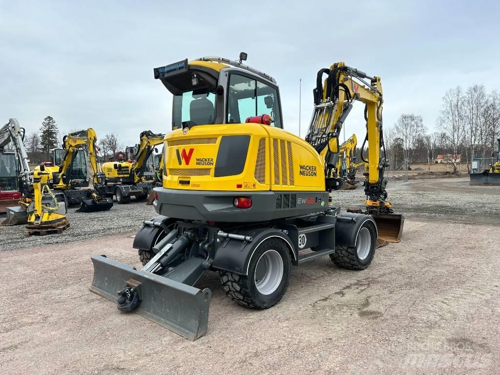 Wacker Neuson EW65 Pyöräkaivukoneet