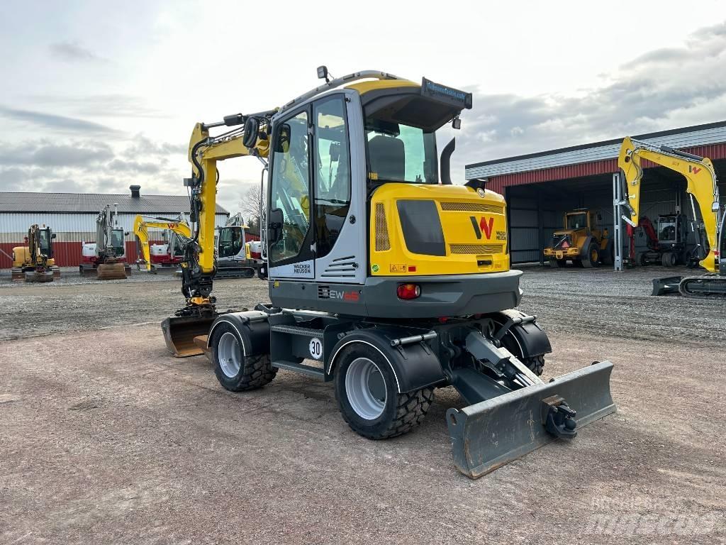 Wacker Neuson EW65 Pyöräkaivukoneet