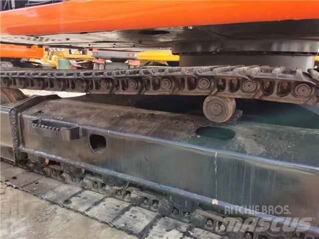 Hitachi EX 120 Telakaivukoneet