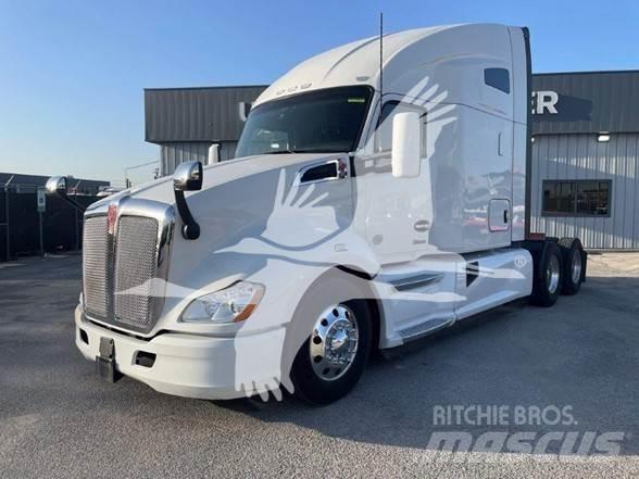 Kenworth T680 Vetopöytäautot