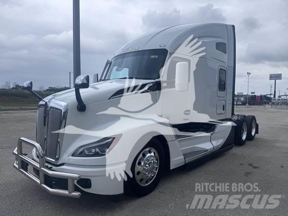 Kenworth T680 Vetopöytäautot
