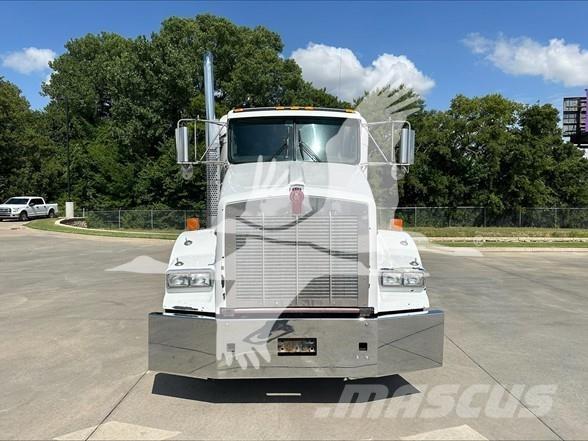 Kenworth T800 Vetopöytäautot