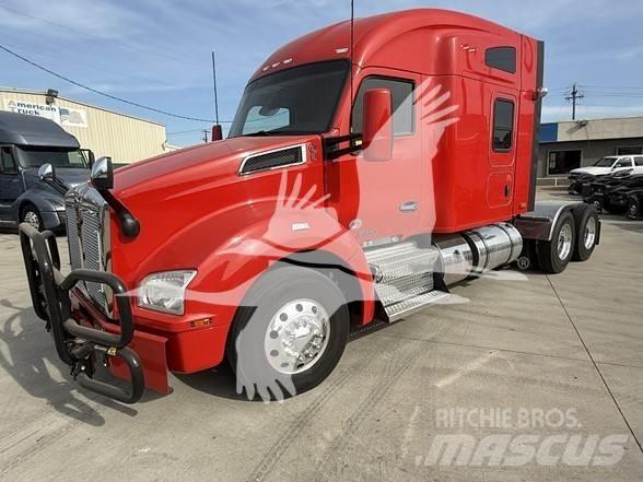 Kenworth T880 Vetopöytäautot
