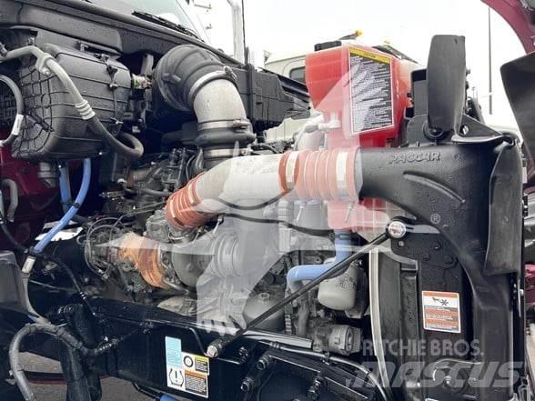 Kenworth T880 Vetopöytäautot