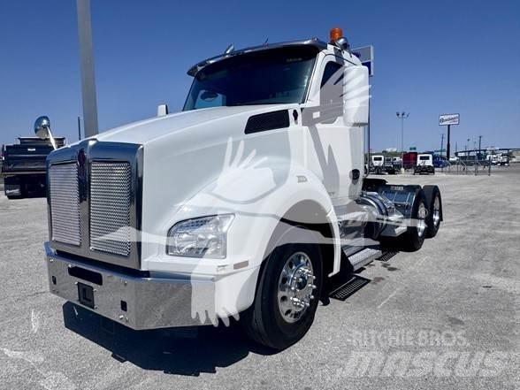 Kenworth T880 Vetopöytäautot