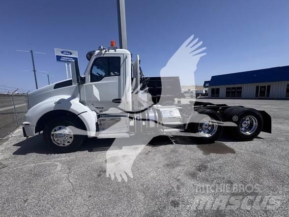 Kenworth T880 Vetopöytäautot
