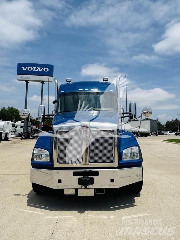 Kenworth T880 Vetopöytäautot