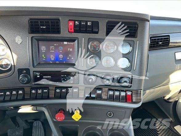 Kenworth T880 Vetopöytäautot
