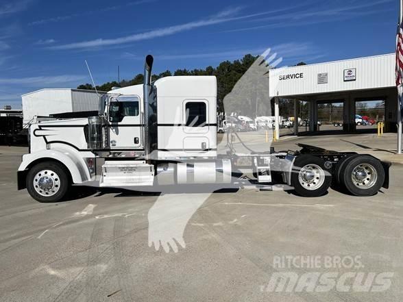 Kenworth W900 Vetopöytäautot