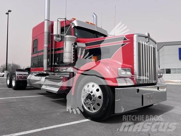 Kenworth W900 Vetopöytäautot