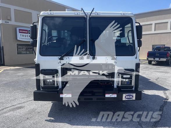 Mack LR64R Jäteautot