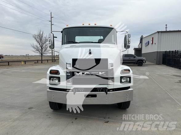 Mack MD6 Muut koneet