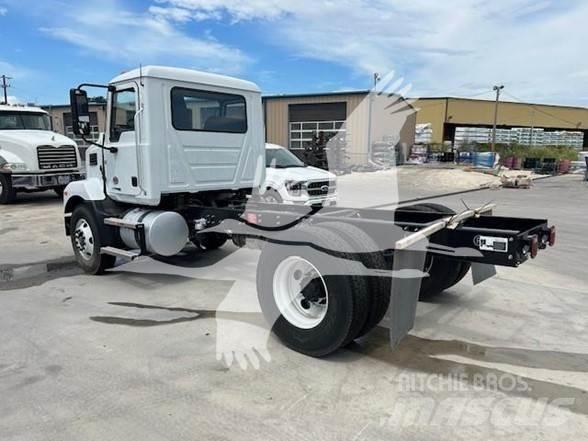 Mack MD6 Kuorma-autoalustat