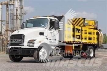Mack MD6 Muut koneet