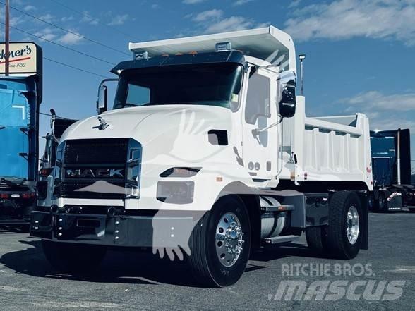 Mack MD6 Sora- ja kippiautot