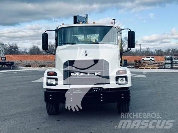 Mack MD6 Muut koneet
