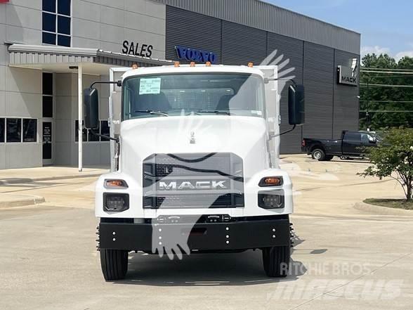 Mack MD6 Muut koneet