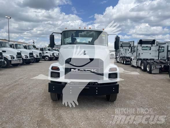 Mack MD6 Kuorma-autoalustat