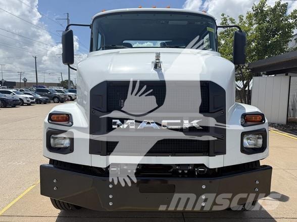 Mack MD6 Kuorma-autoalustat