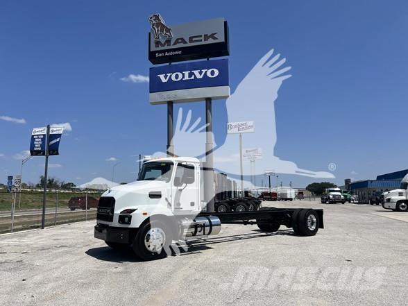 Mack MD6 Kuorma-autoalustat