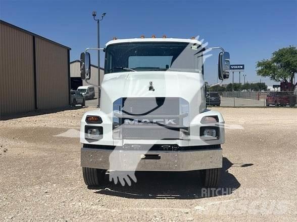 Mack MD7 Kuorma-autoalustat