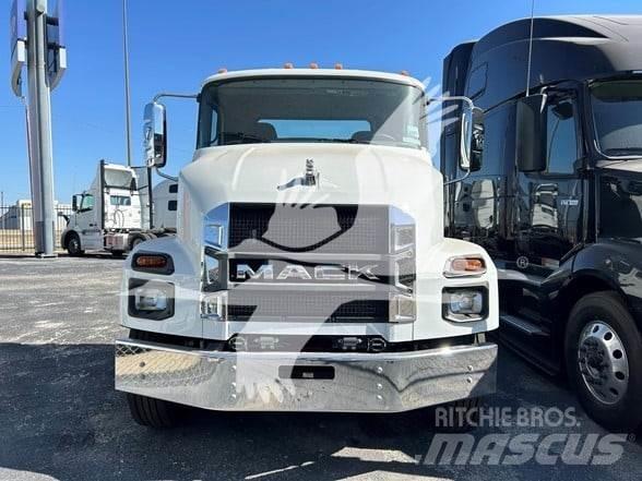 Mack MD7 Kuorma-autoalustat