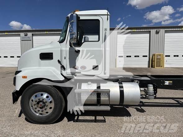Mack MD7 Kuorma-autoalustat