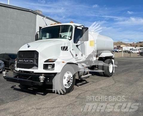Mack MD7 Säiliöautot