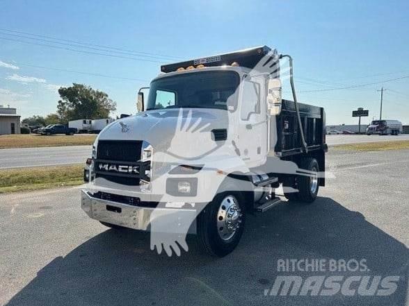 Mack MD7 Sora- ja kippiautot