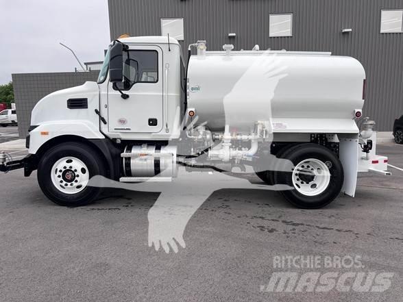 Mack MD7 Säiliöautot