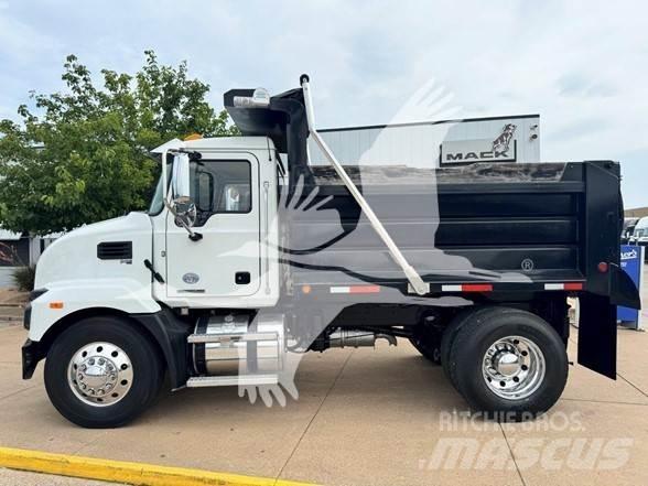 Mack MD7 Sora- ja kippiautot