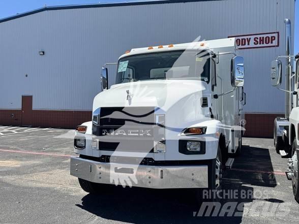 Mack MD7 Muut koneet