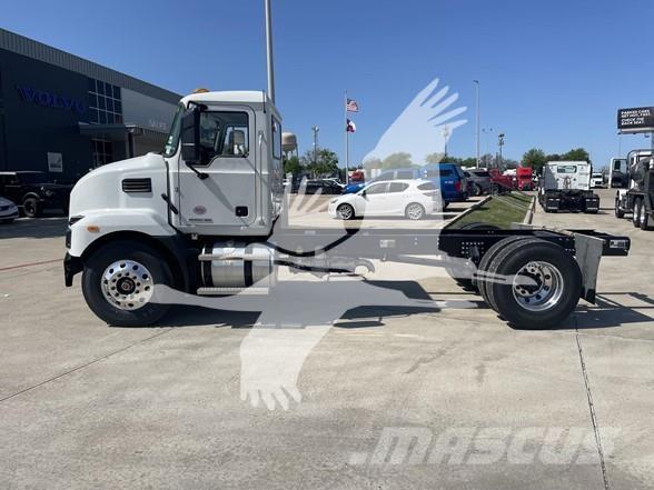 Mack MD7 Kuorma-autoalustat