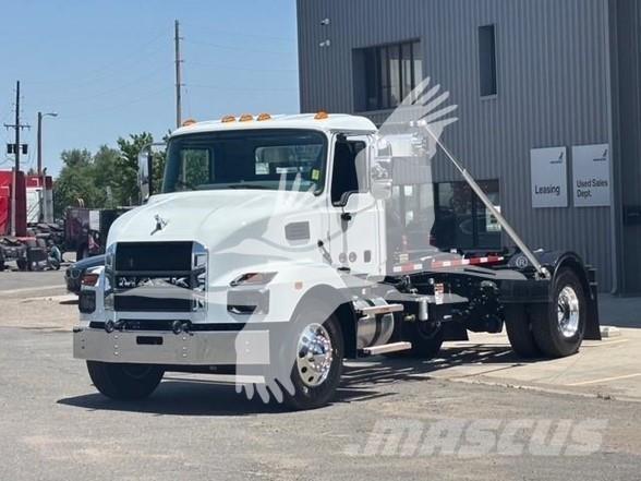 Mack MD7 Muut koneet