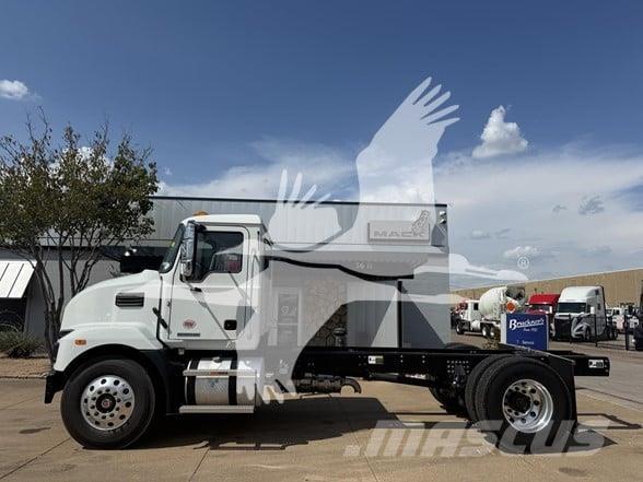 Mack MD7 Kuorma-autoalustat