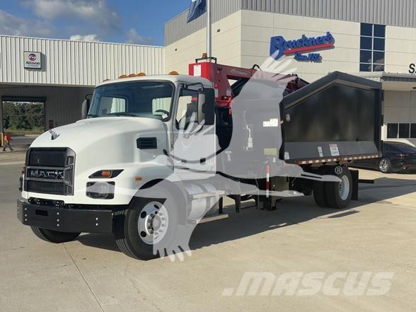 Mack MD7 Muut koneet