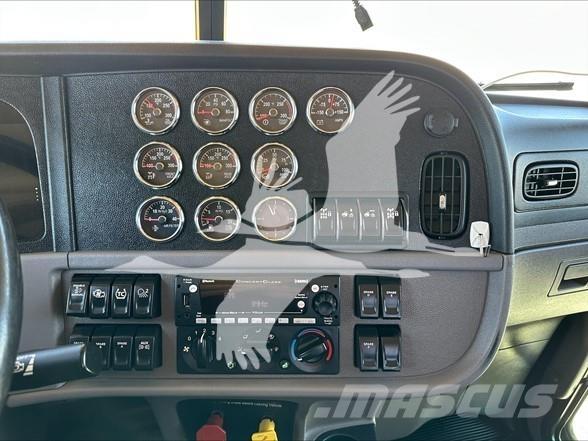 Peterbilt 389 Vetopöytäautot