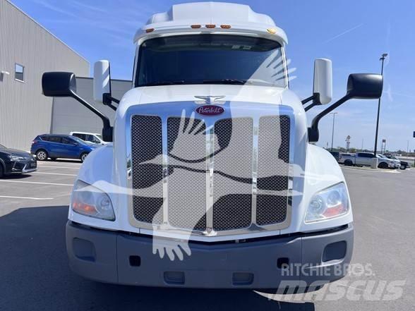 Peterbilt 579 Vetopöytäautot