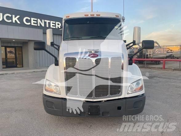 Peterbilt 579 Vetopöytäautot